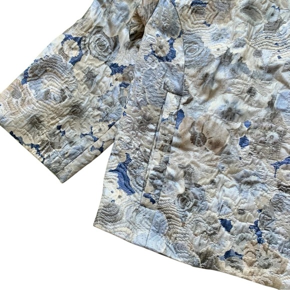 Topshop Cropped Metallic Floral Textured 3/4 Sleeve Jacket Beige Size US 4 - Picture 5 of 8